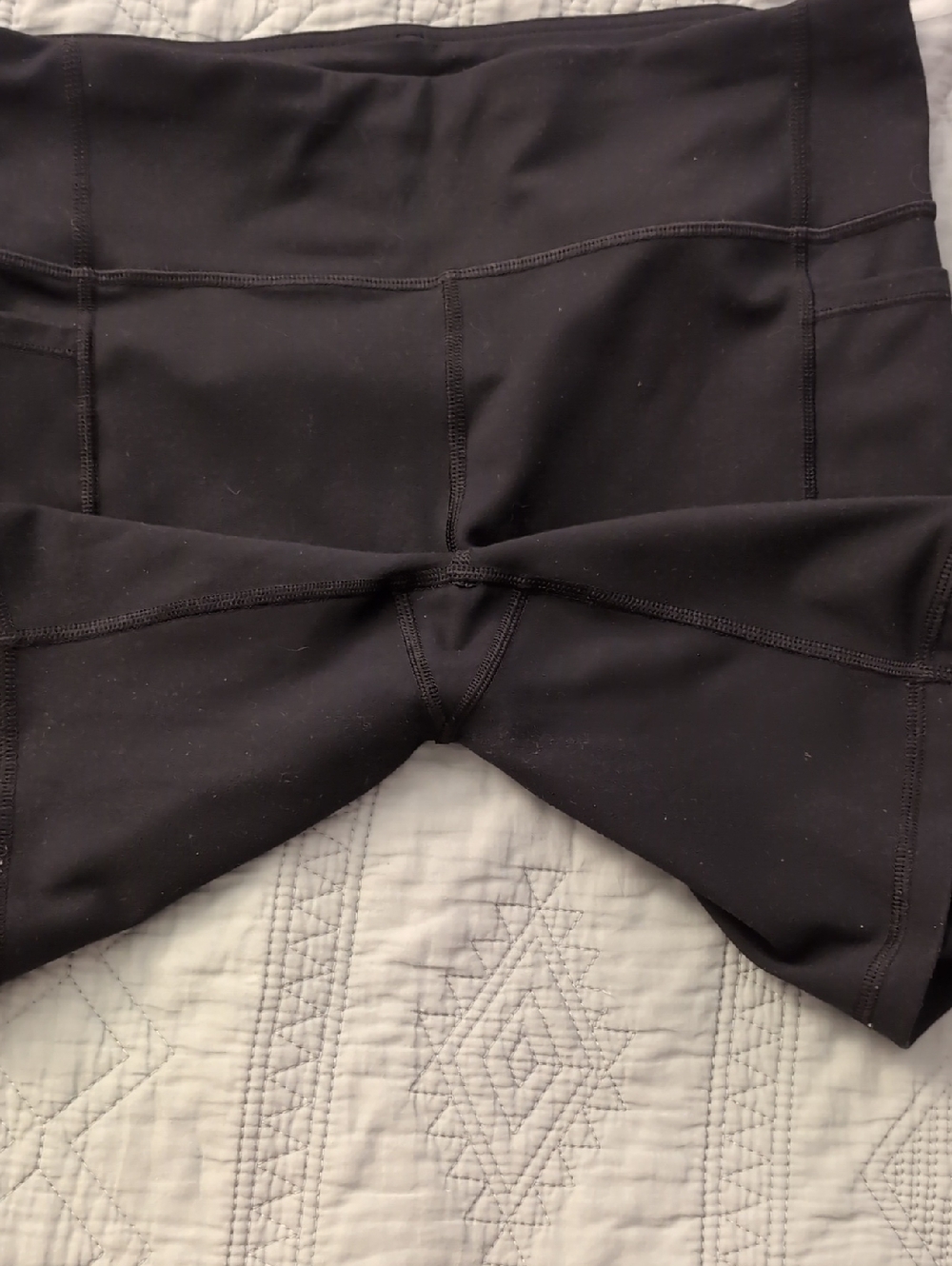 Gap GapFit High Rise Blackout Bike Shorts Pocket Shorts Size Small - Picture 9 of 9